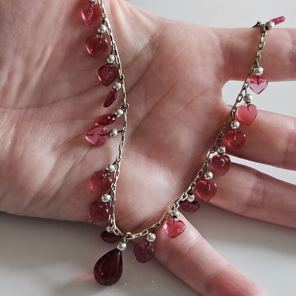 **Final Sale** Silver Tone Red Heart Shaped Glass Dangling Beaded Necklace 14" - Picture 4 of 14